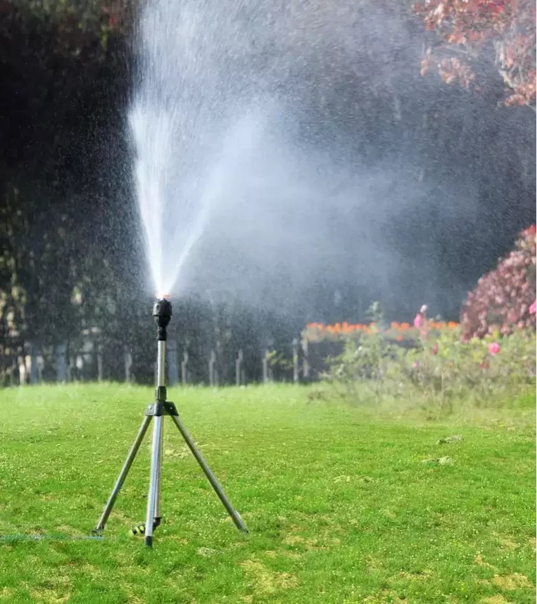 🔥🎁Edelstahl Rotary Bewässerung Stativ Teleskop Unterstützung Sprinkler