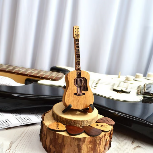 🎁Mini Cute Edition Holz-Gitarrenplektrum-Etui🎸