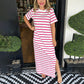 Gestreiftes Maxikleid mit Rundhalsausschnitt, Schlitz am Saum