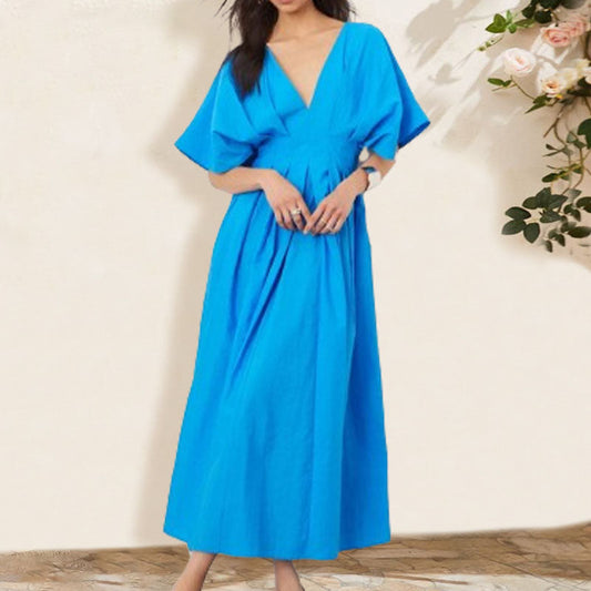 Modisches, plissiertes, rückenfreies, langes Kleid mit V-Ausschnitt