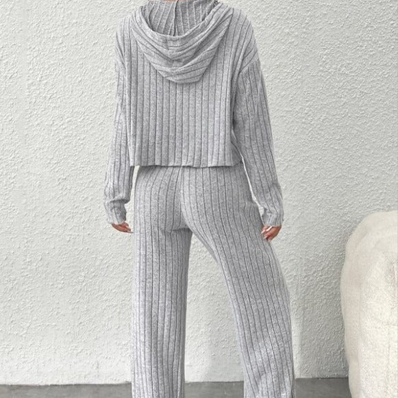 Lockeres Strickpullover-Set mit Kapuze