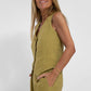 Zweiteiliges Damen-Set aus Leinenweste und weiten Hosen