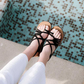 Flache Sandalen mit geflochtenem Riemen für Frauen