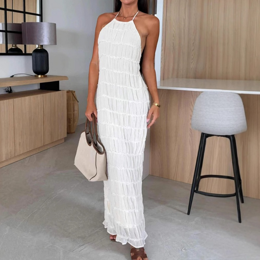 Sexy plissiertes Neckholder-Maxikleid mit rückenfreiem Schnitt