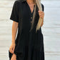 🌸 49 % RABATT JETZT! 🌸 Bequemes, einfarbiges Kleid mit Reversknopfleiste