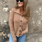 Elegantes Stricktop mit Reverskragen für Damen