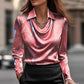 Damenbluse aus Satin mit Wasserfallausschnitt