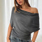 👚 🌿 Weiches geripptes Strick-Off-Shoulder-Top mit asymmetrischem Design und Fledermausärmeln. 💖