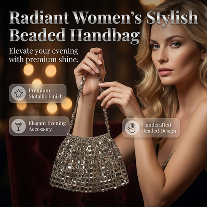 Stilvolle Damenhandtasche mit Perlenkette