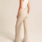 Leichte, taillierte Hose mit weitem Bein